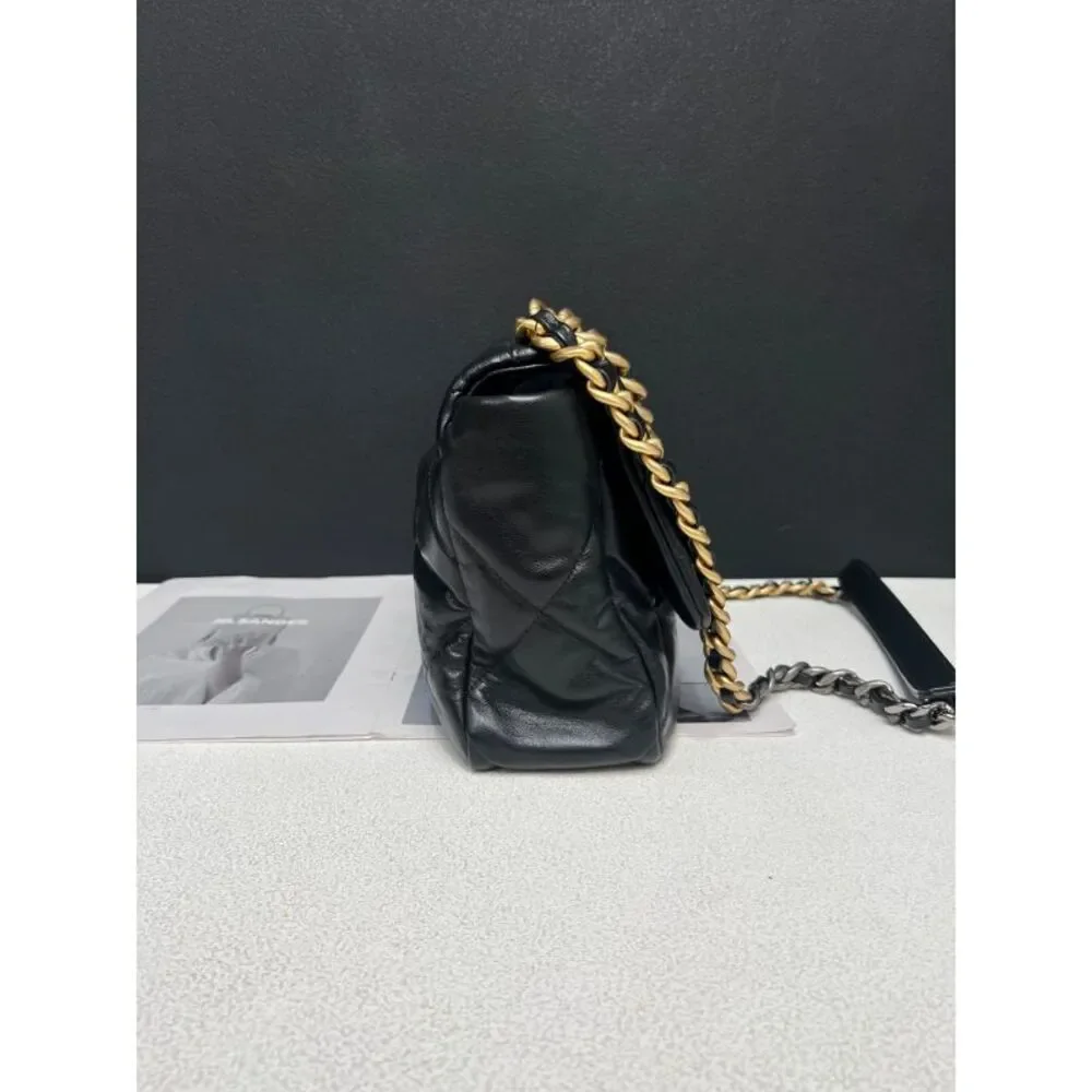 Chanel Women Pre-Loved Bag Very Good Condition